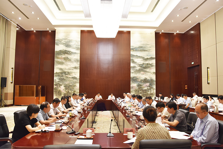 2024“国资央企投资湖北行”走进武汉座谈会举行